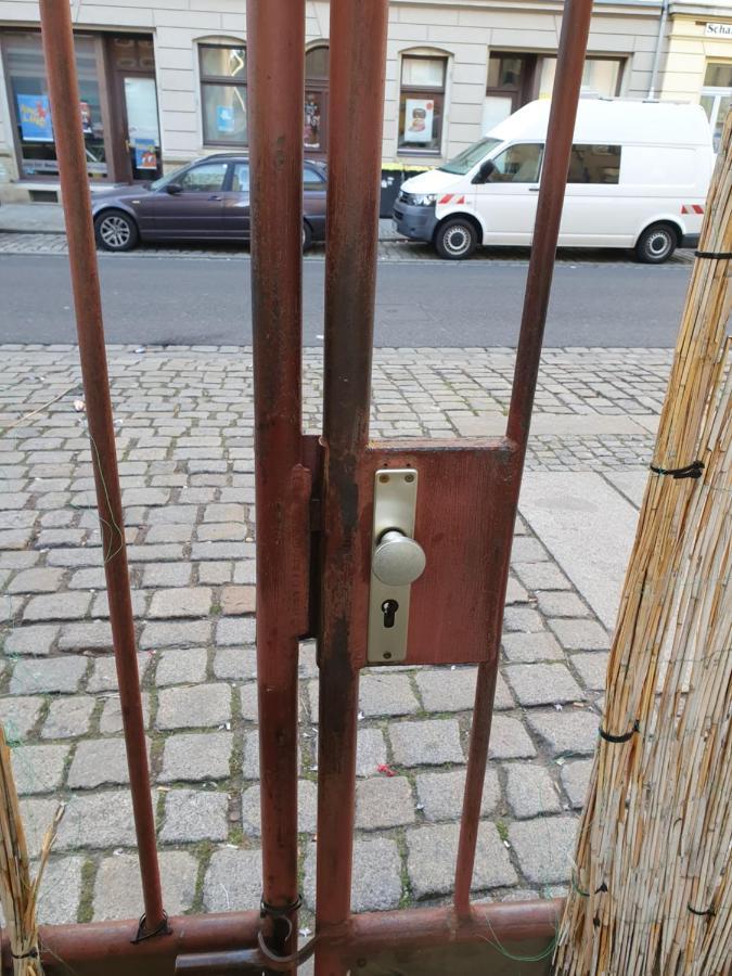 Ferienwohnung Oder Studio Dresden-Neustadt Inkl Parkplatz Mit Balkon Oder Terrasse מראה חיצוני תמונה